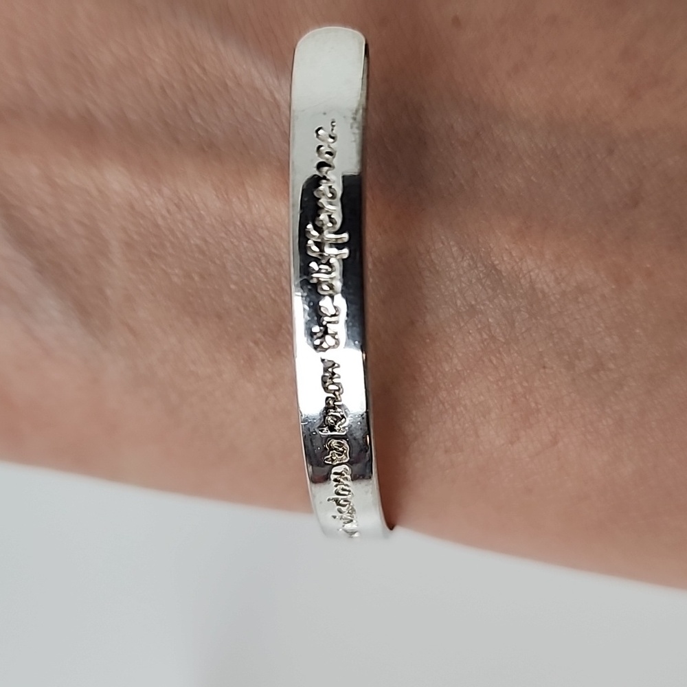 Serenity Prayer Bangle 'Courage' 925 Sterling Silver - Picture 9 of 16